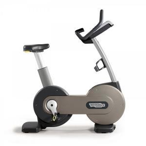 Bicicleta Reclinada TechnoGym Segunda Mano TV